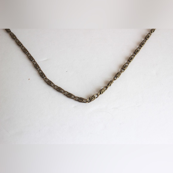 Gold Metallic Brocade Clutch with Brass Chain, Pattern Interior Pockets Evening - Picture 6 of 9